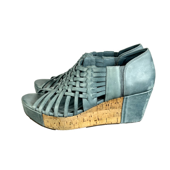Chocolat Blu Wedge Sandals 9.5 Turquoise Leather Woven Slip On Open Toe - Picture 1 of 12